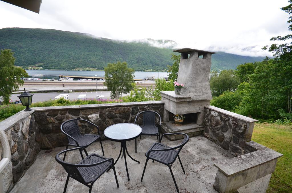 Villa Haudalan Andalsnes Exterior photo
